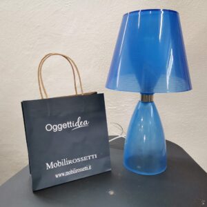 Lampada da tavolo blu